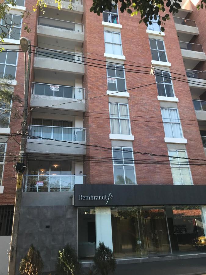 Hermoso Departamento Con Piscina Y Estacionamiento Asunción Eksteriør billede