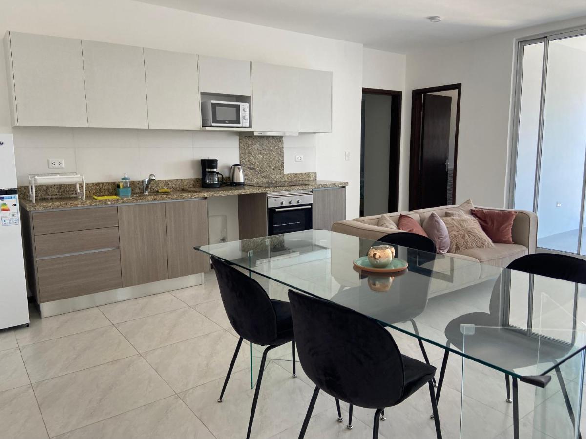 Hermoso Departamento Con Piscina Y Estacionamiento Asunción Eksteriør billede